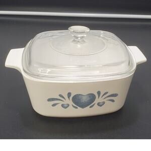 Vintage Corning Ware Blue Hearts Casserole Dish with Lid A-1.5L, PRE-OWNED